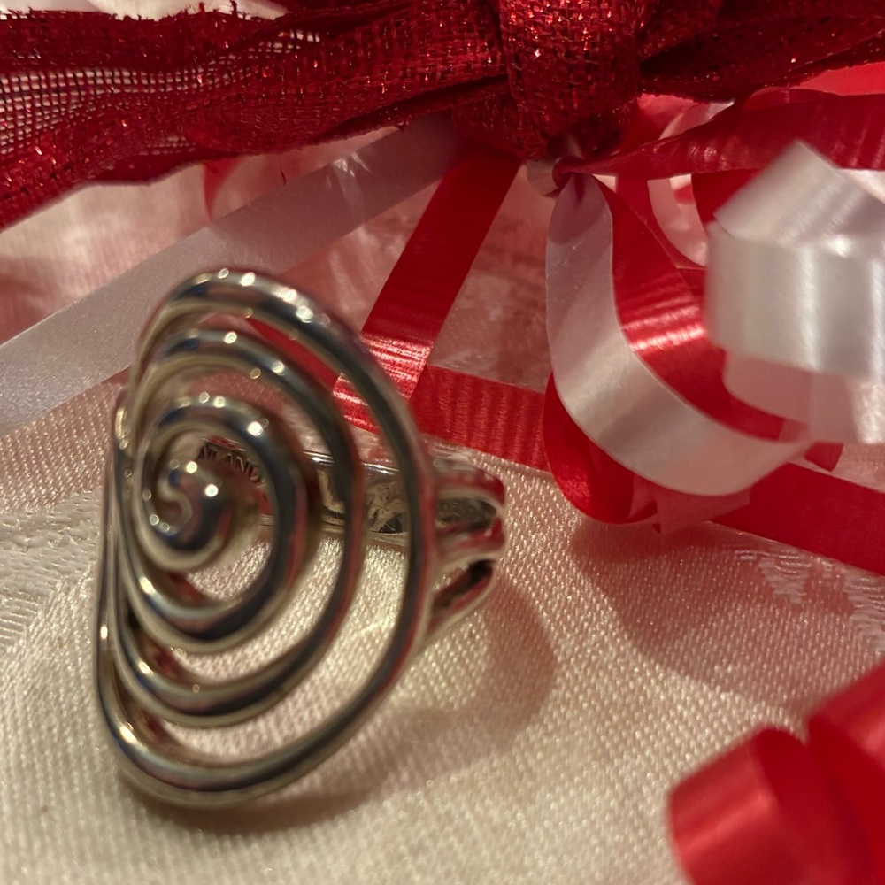 Sterling Silver Large And Solid Spiral Ring W/ An… - image 5